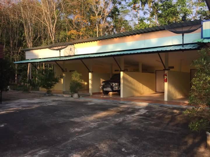 Song Pee Nong Resort Phattalung Phatthalung Extérieur photo
